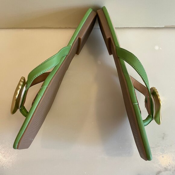 Katy Perry Camie Shell Sandal in Green, Size 6 - Picture 5 of 5